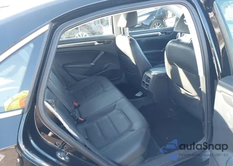 2016 Volkswagen Passat 1.8T Se z USA, uszkodzony, nr VIN 1VWBT7A30GC032616